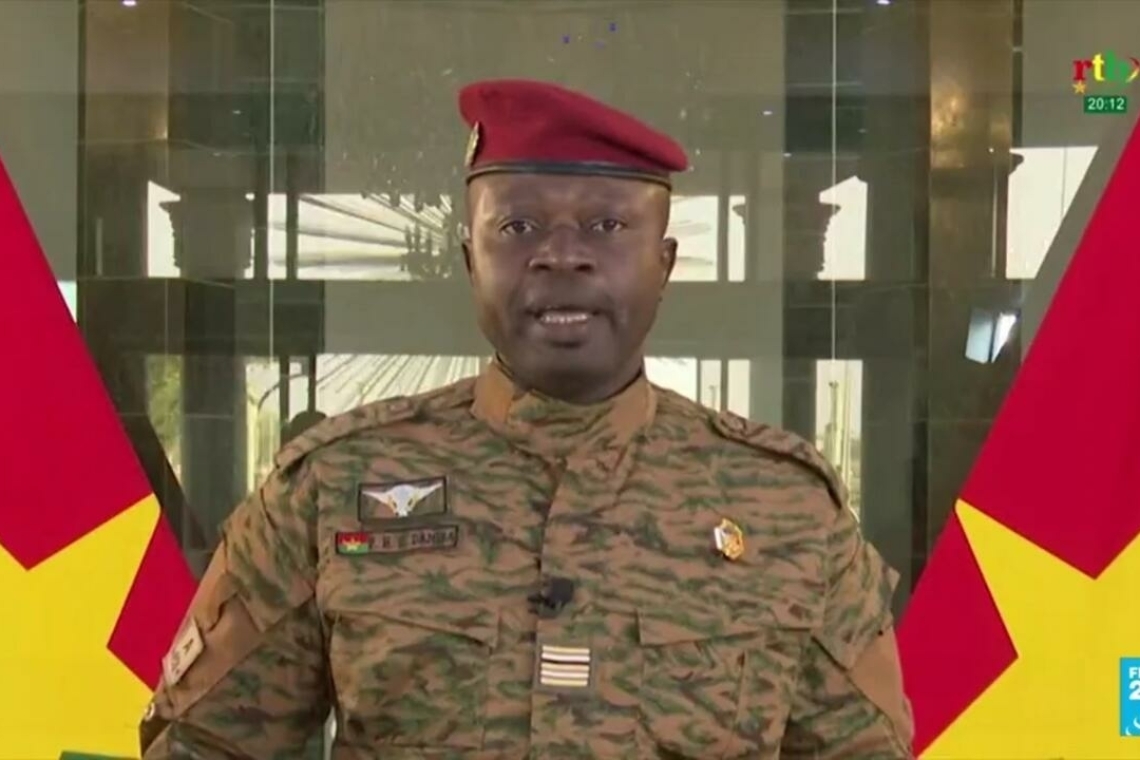 Burkina Faso : la junte militaire au pouvoir ''respectera l'ordre constitutionnel une fois les conditions réunies''